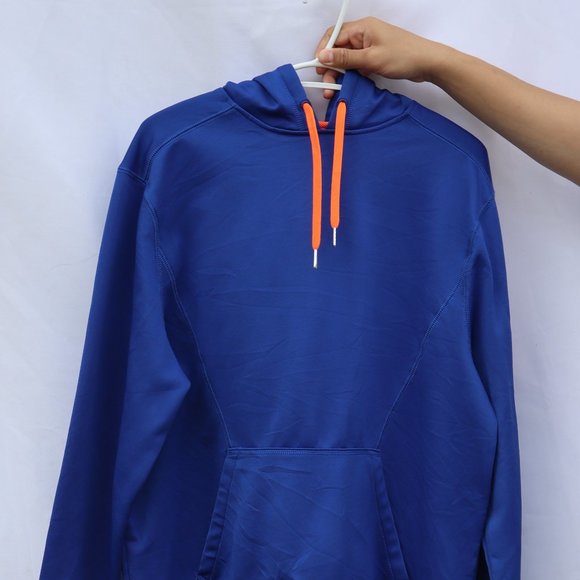 Deep Blue Fila hoodie - Picture 5 of 6